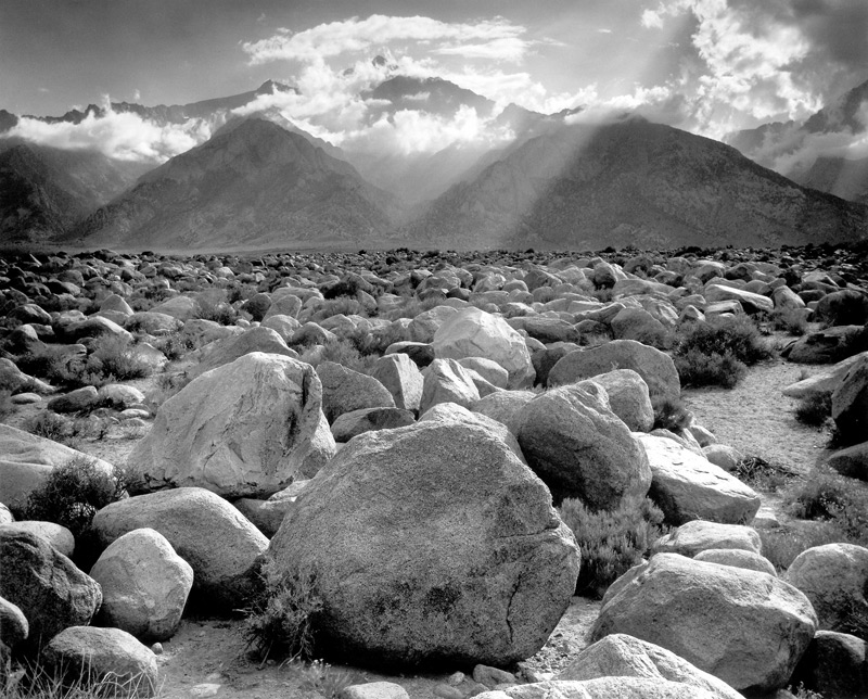 Ансел Адамс (Ansel Adams). Mount Williamson, Sierra Nevada, from Manzanar, California, 1944