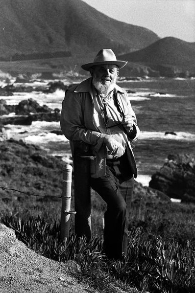 Ансел Адамс (Ansel Adams), full length portrait taken along cliffs of Big Sur, Calif, 1980