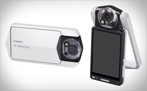 Фотокамера Casio Tryx (здесь и ниже изображения Tom2Network.com).