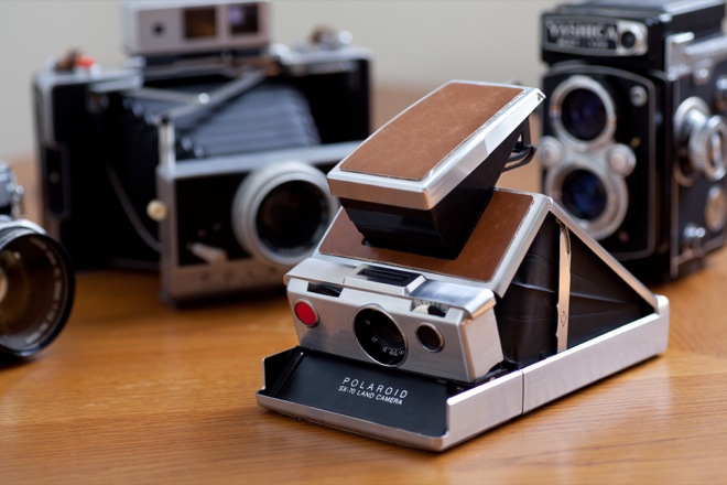polaroid-sx-70-camera-3bb3.jpg