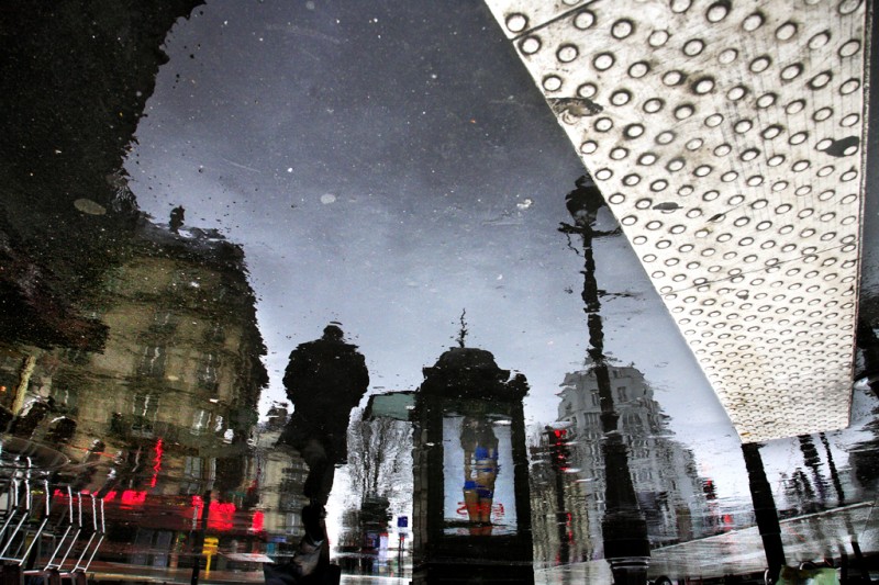 0185 800x533 Париж под дождем. Фотограф Кристоф Жакро