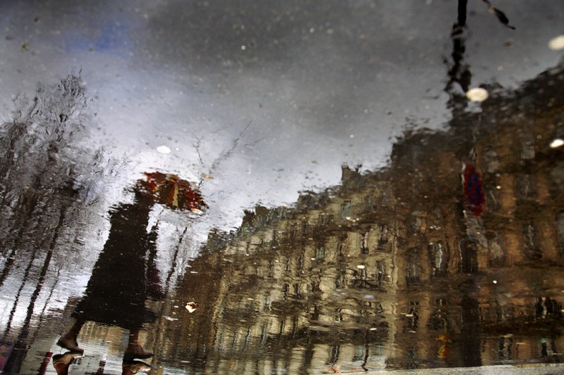 0126 800x533 Париж под дождем. Фотограф Кристоф Жакро
