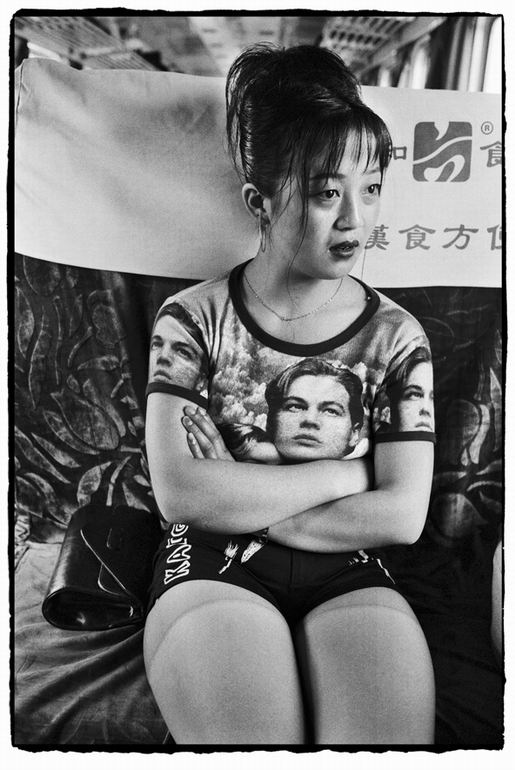 21121 Ван Фучунь: Фотосерия Китайцы в поезде
