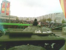 60-летие дня Победы / Славный танк-Герой