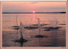 Всплеск. / Всё это произошло на Минском море...