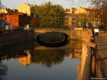 В спокойных водах тихого канала, Как в зеркале, любуются собой... / Карповка.