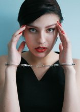 Скованность как выход из ситуации / опасная личность)
