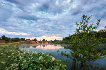 У поворота реки / Летние рассветы