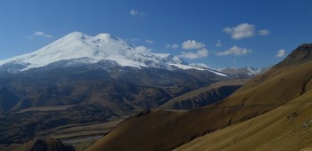 Утренний Эльбрус...... / КБР. Дорога на Джилы-Су. Октябрь