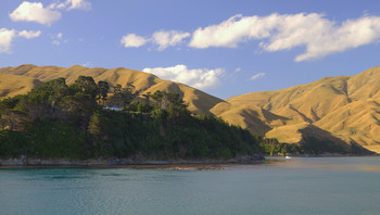 Дом над заливом / ...