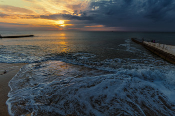 Прибой на бунах / Севастополь