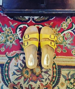 Sandal yellow / Yellow flat sandals