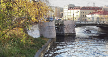 Осенний перекресток / Санкт-Петербург, пересечение канала Грибоедова и Мойки