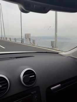&nbsp; / car