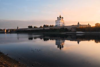 Утро начинается с рассвета / Псков, октябрь