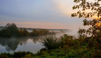 Осенние туманы. / Утро на озере Сосновое.