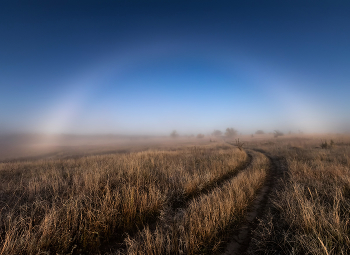 Редкое явление природы - белая радуга / :::