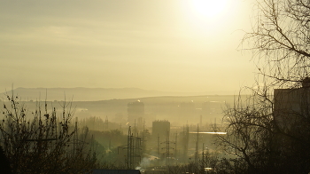 Туманный рассвет / Осень.Крымские горы на рассвете