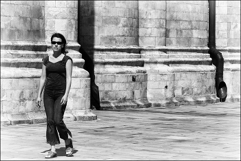 на стриту / ***