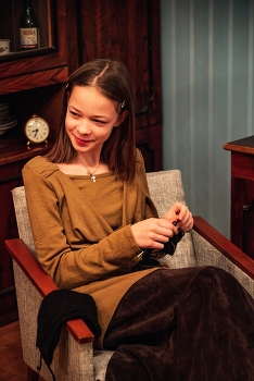 Ангелина вяжет / модель Ангелина Табакова
локация фотостудия «Old times»