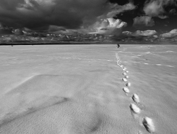 В поиске / Снег, свет, озеро