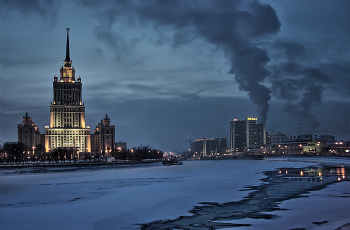 Прогулки по реке Москве... / Про Москву из архива...