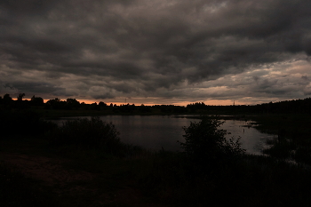 Закат над озером / Закат над озером
