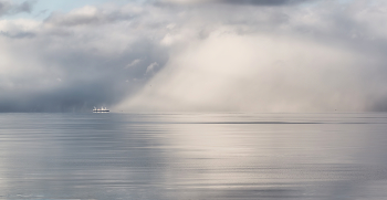 морской туман / Полный штиль в Беринговом море.
