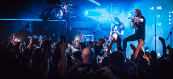 концерт / https://zen.yandex.ru/id/6229efa215abe97a09db4a54

https://www.instagram.com/vaguro_v_u_v/