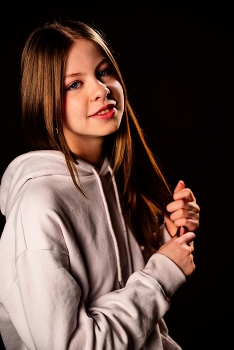 Юлиана / модель Юлиана Смирнова
локация фотостудия «Black & White»