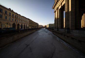 Утро / Март 2022