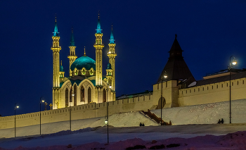 Вечерняя Казань / Мечеть «Кул-Шариф» — расположена на территории Казанского кремля...
