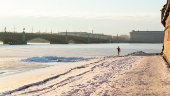 Мартовское утро на Петропавловке / Март 2022