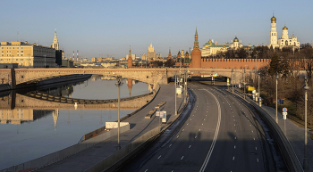 Московское утро / Апрель, утро, 6-40.