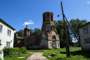 Успенская церковь / церковь в селе Афанасьево