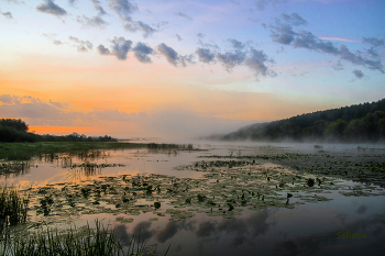 Ночь прошла. / Озеро Исток на рассвете.