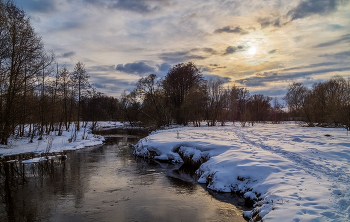 Апрельский вечер # 02 / 03 апреля 2022 года. река Дрезна, восток Московской области.