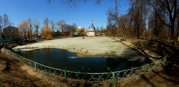 Апрельский день у Храма на пруду. / Апрельский день у Храма Рождества Пресвятой Богородицы в Костино г. Королёв.