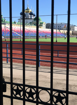 за забором / за-заборная жизнь