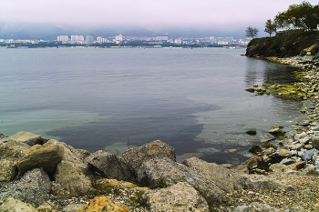 Спускался на побережье туман / Весенний Геленджик