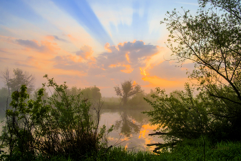 Утренний пейзаж. / Весенний рассвет, озеро Студёное.