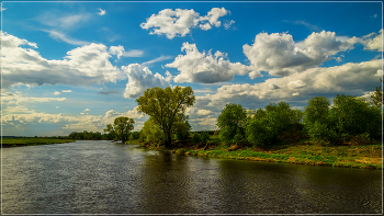 Облака над Клязьмой # 03 / 14 мая 2022 года. река Клязьма у города Дрезна, Восток Московской области