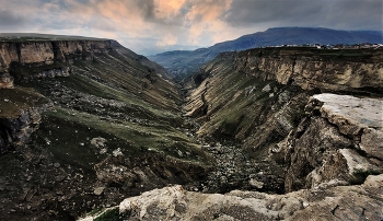 Хунзахское плато. Дагестан. / Горные породы