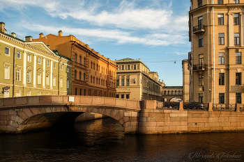 Вид на Зимнюю канавку. / ***