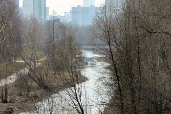 Яуза / весна, Москва, Яуза