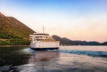 Утренний паром на материк / ***