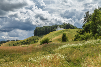 Июль на Изборских просторах... / ***