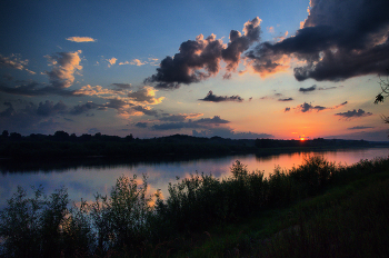 &nbsp; / закат над Припятью
