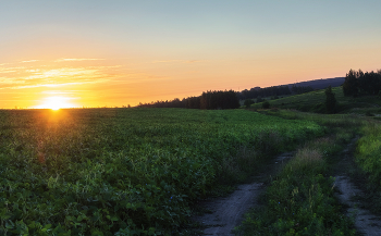 В рассветные дали / Сюжеты лета