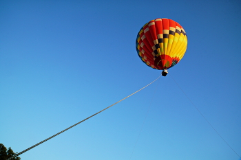 Управляемый полёт. / Катание на воздушном шаре.